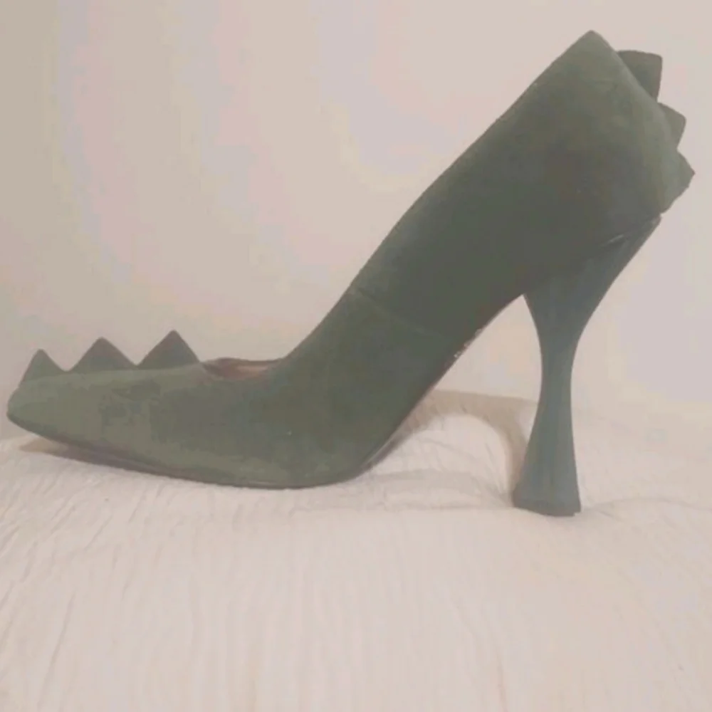 Fluevog Heels, Discontinued - Picture 1 of 3